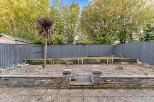 Photo 27- click for photo gallery